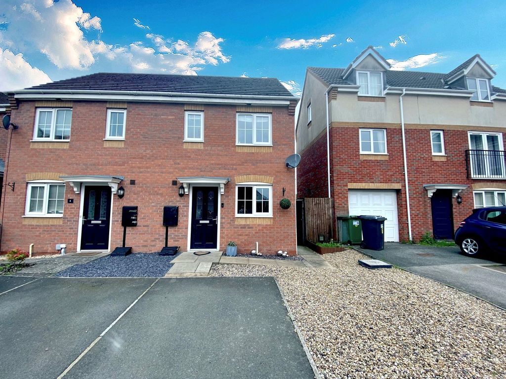2 bed semidetached house for sale in Forsythia Close, Bedworth CV12