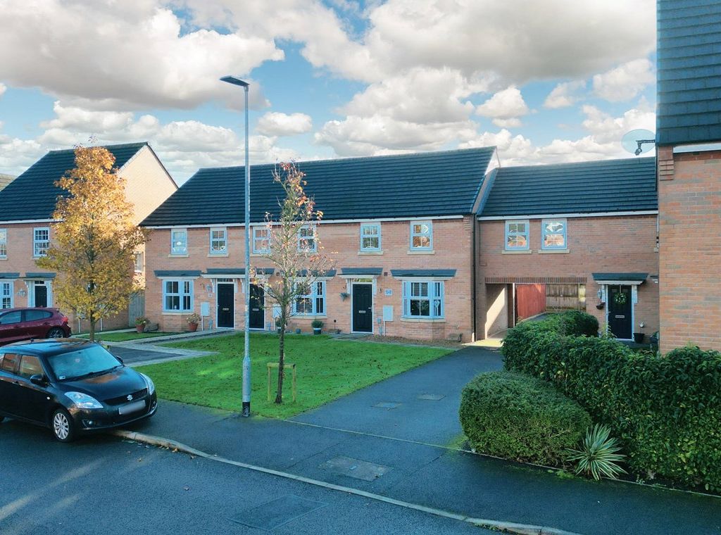 3 bed mews house for sale in Newark Drive, Great Sankey, Warrington WA5