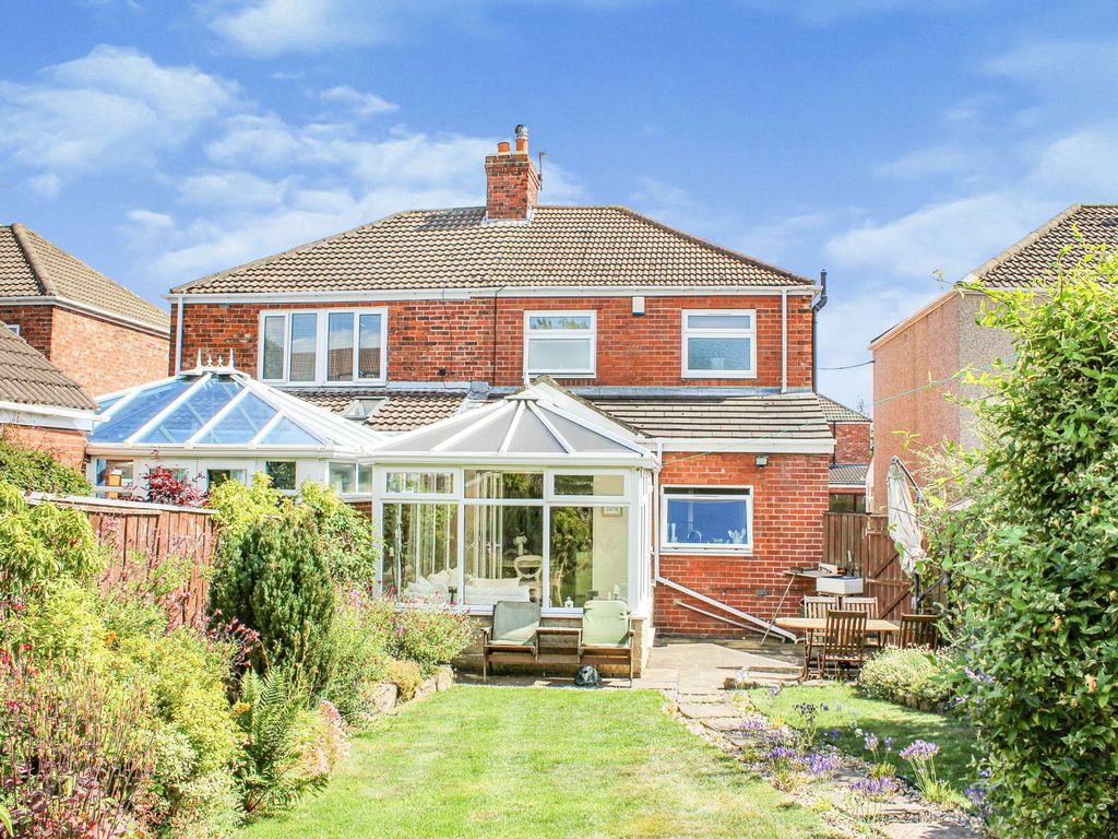 2 bed semidetached house for sale in Hartford Crescent, Bedlington