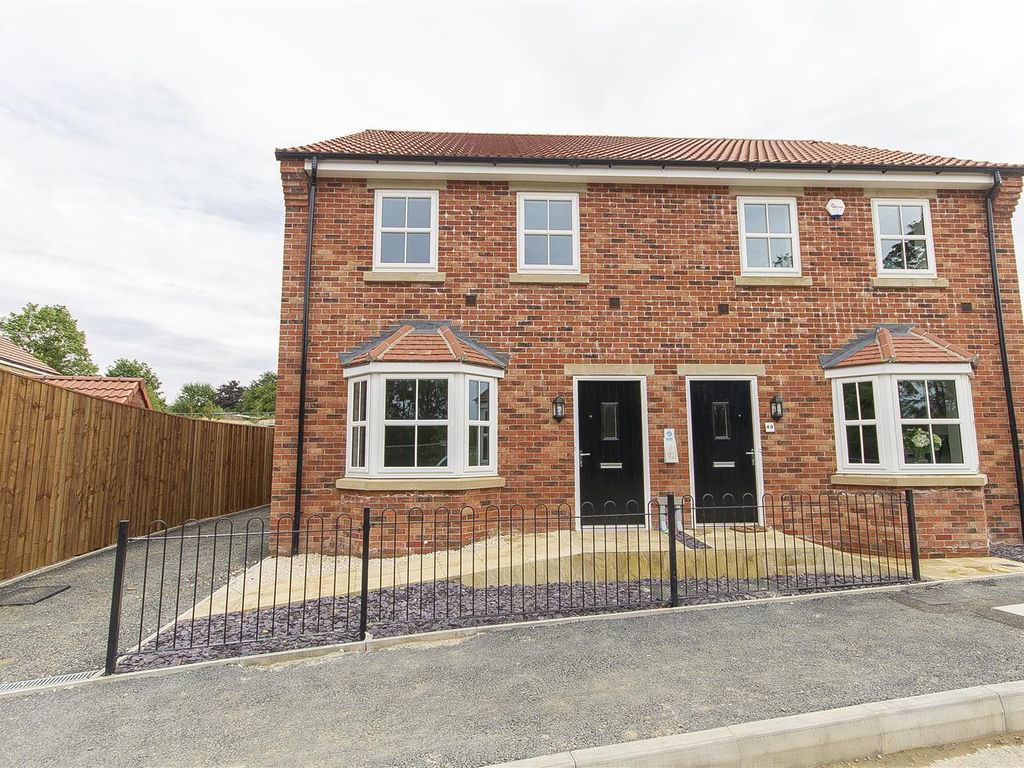 New home, 3 bed terraced house for sale in Hawthorne Meadows Phase 3