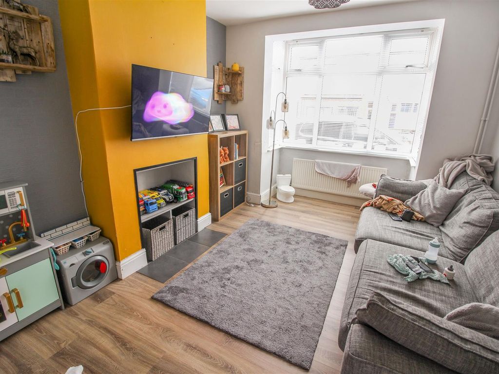 3 bed terraced house for sale in Campbell Street, Rugby CV21 Zoopla
