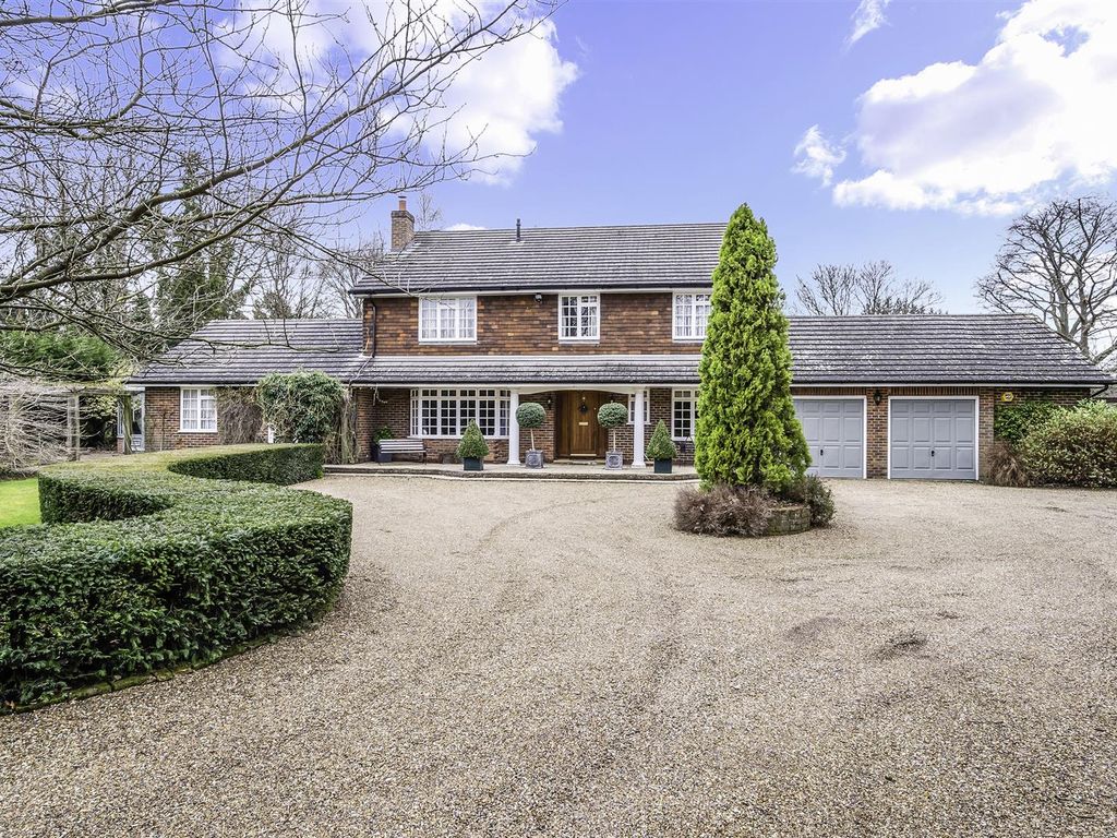 5 bed detached house for sale in Breech Lane, Walton On The Hill