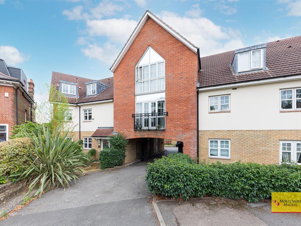 2 bed flat for sale in Fox Lane, London N13 Zoopla