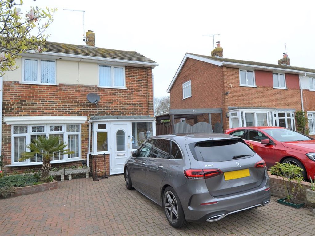 2 bed semidetached house for sale in Millstream Close, Whitstable CT5