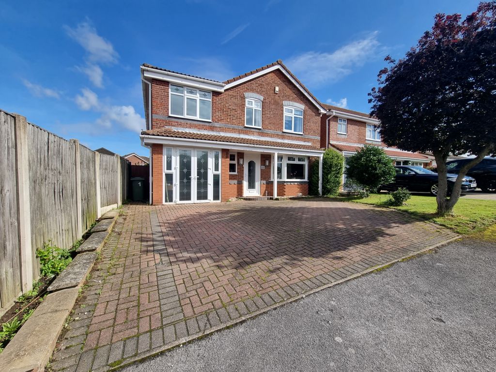 5 bed detached house for sale in Buckingham Close, Mansfield Woodhouse
