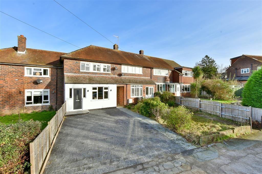 3 bed terraced house for sale in Malmstone Avenue, Merstham, Redhill