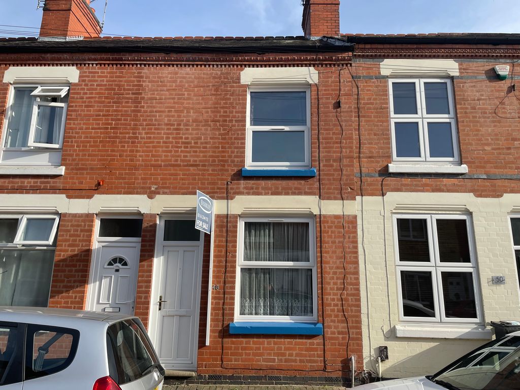 2 bed terraced house to rent in Bolton Road, Leicester LE3, £825 pcm