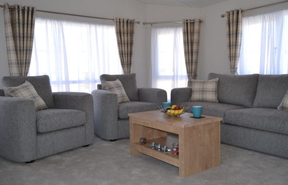 2 bed property for sale in BurnhamOnCrouch CM0 Zoopla