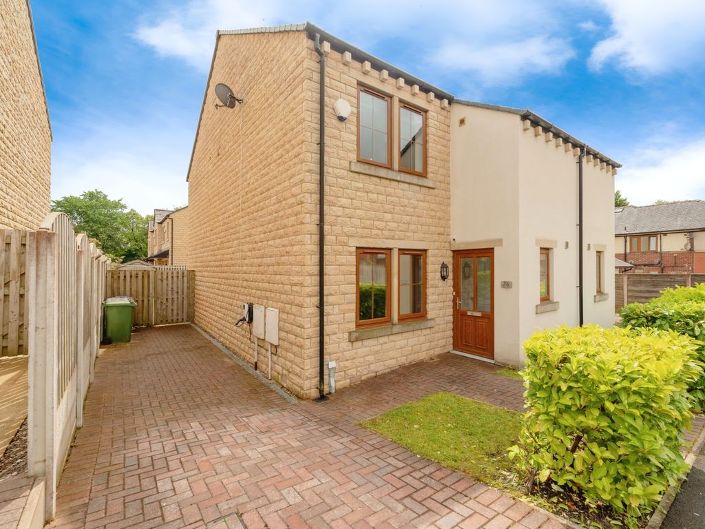 3 bed semidetached house for sale in Clarkson Close, Burnley