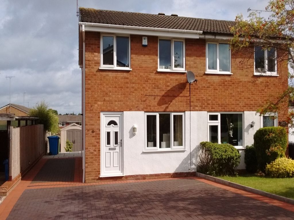 2 bed semidetached house to rent in Naseby Road, Wolverhampton WV6, £