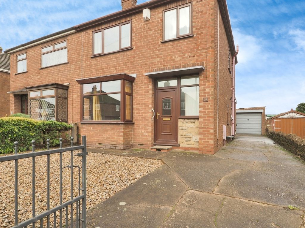 3 bed semidetached house for sale in Staindale Road, Scunthorpe DN16