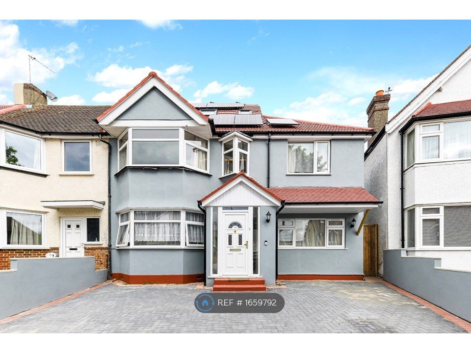 Room to rent in Stayton Road, Sutton SM1 Zoopla