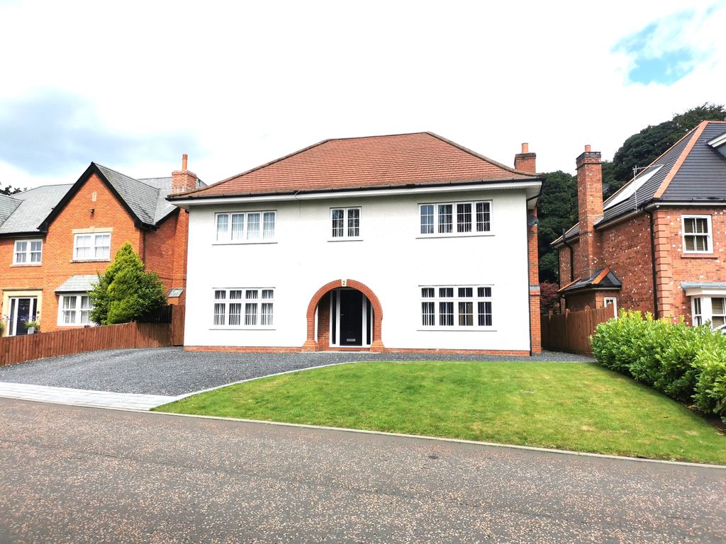 5 bed detached house for sale in Farington Lodge Gardens, Leyland PR25