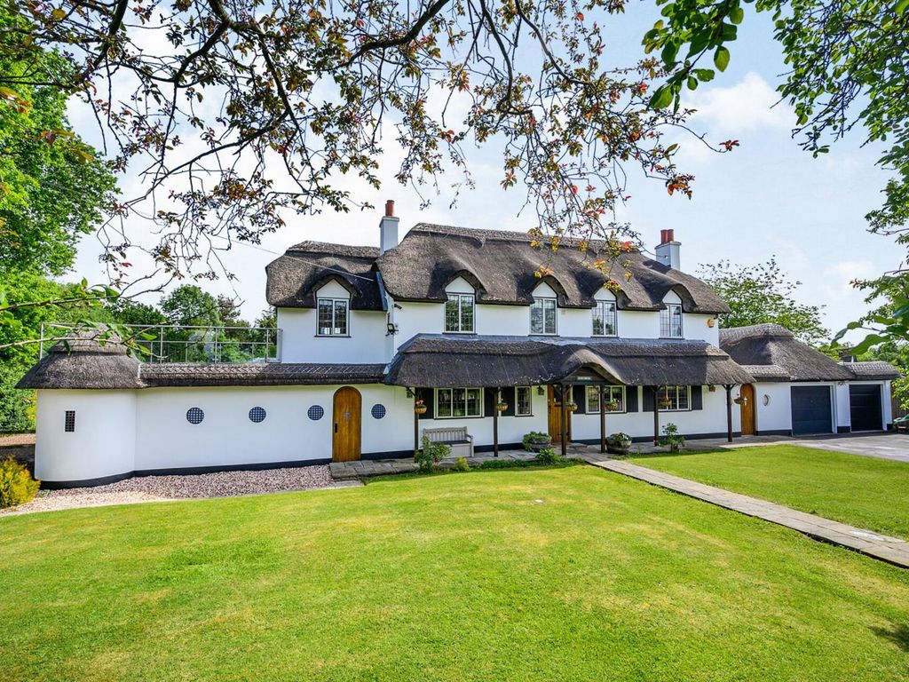 5 bed cottage for sale in Sambourne Lane, Sambourne, Warwickshire B96