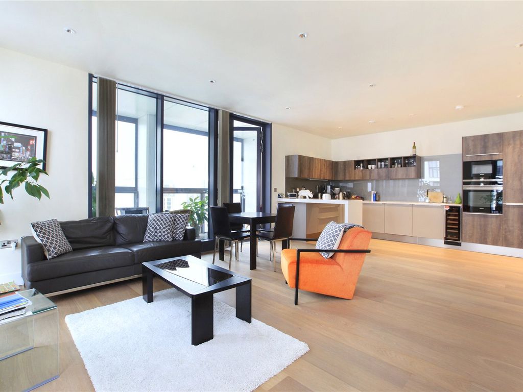 2 bed flat to rent in Foundry House, 5 Lockington Road, Battersea