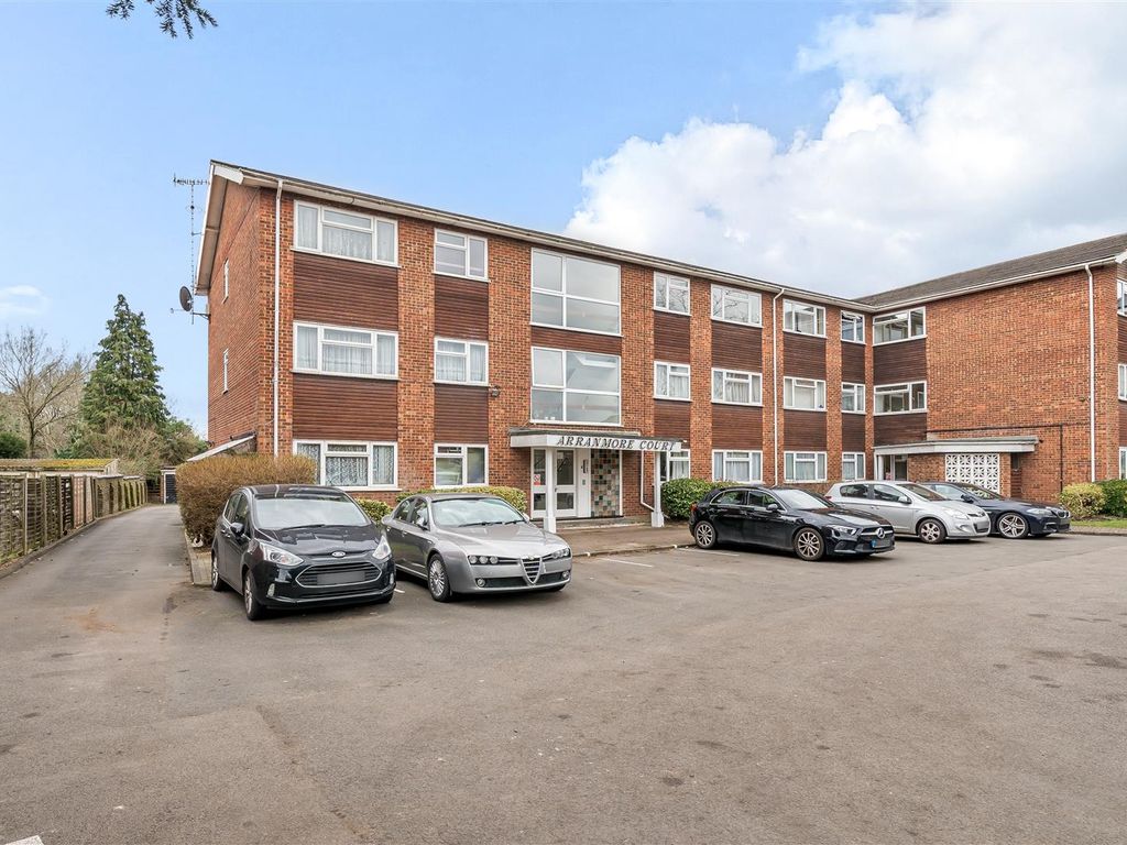 2 bed flat for sale in Arranmore Court, Bushey Hall Road, Bushey WD23