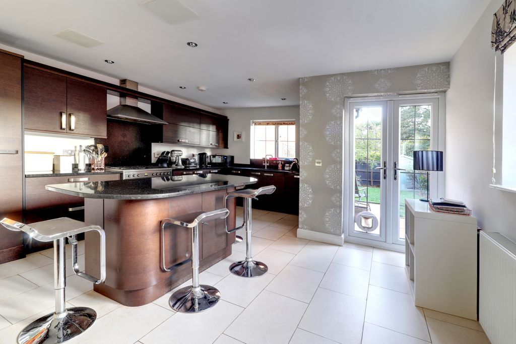 Wellingborough Road Northampton NN3