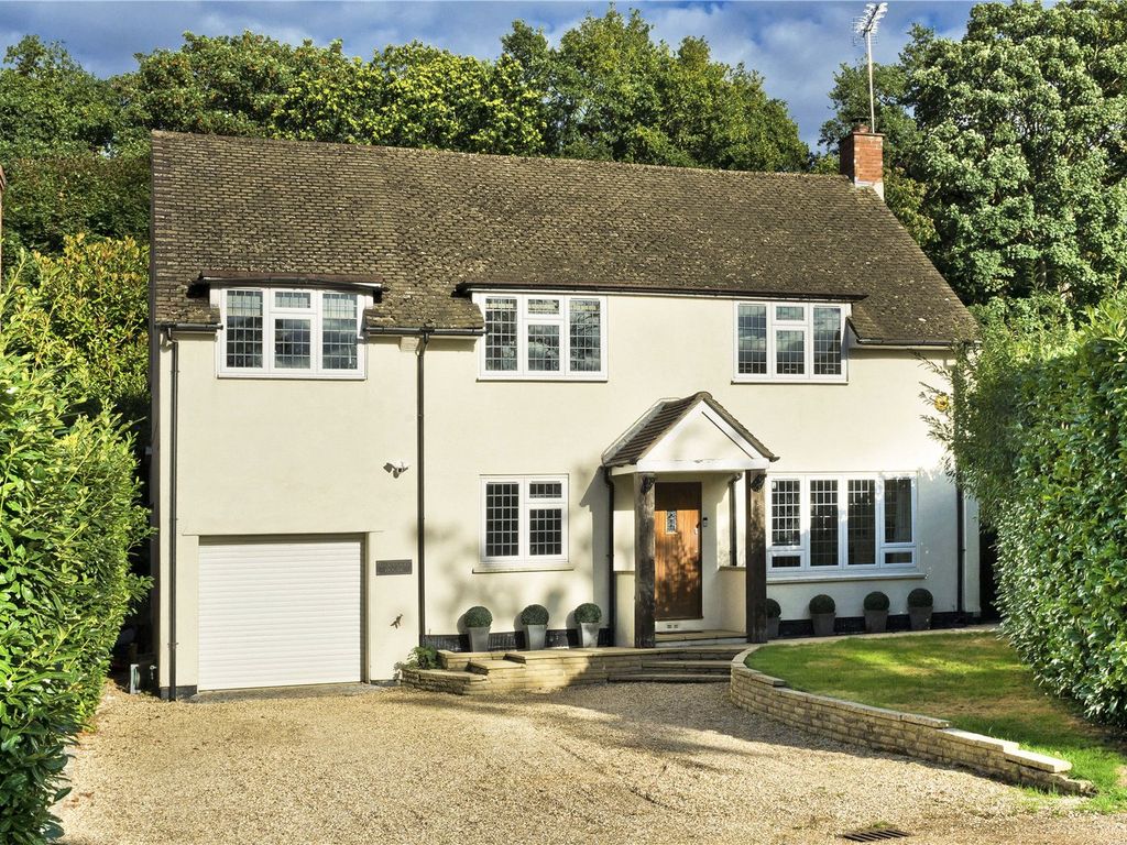 Caenshill Road, Weybridge, Surrey KT13  