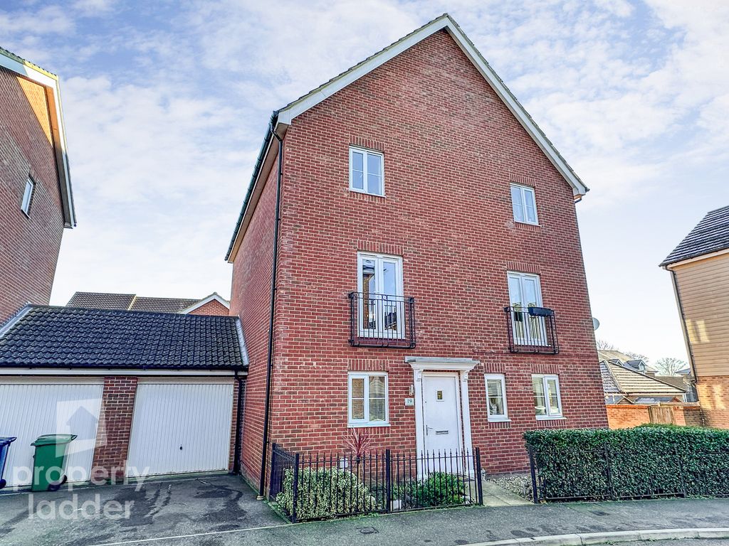 4 bed town house for sale in Bahram Road, Costessey, Norwich NR8, £
