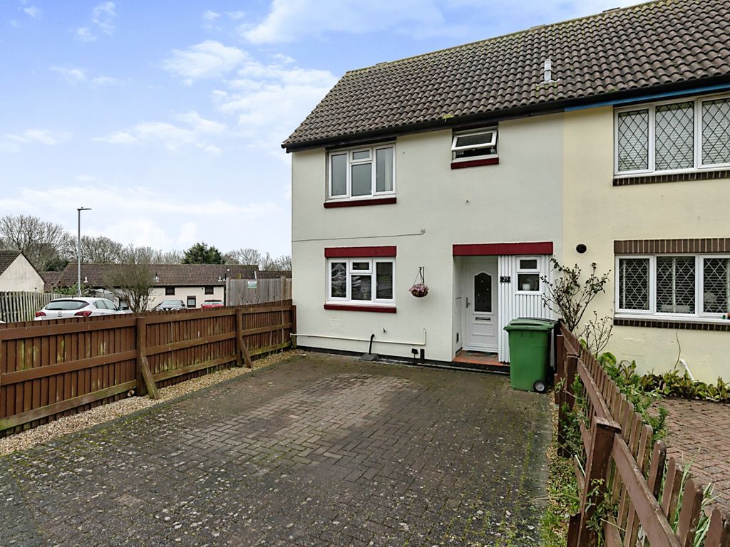 3 bed end terrace house for sale in Carpenter Drive, St. LeonardsOn