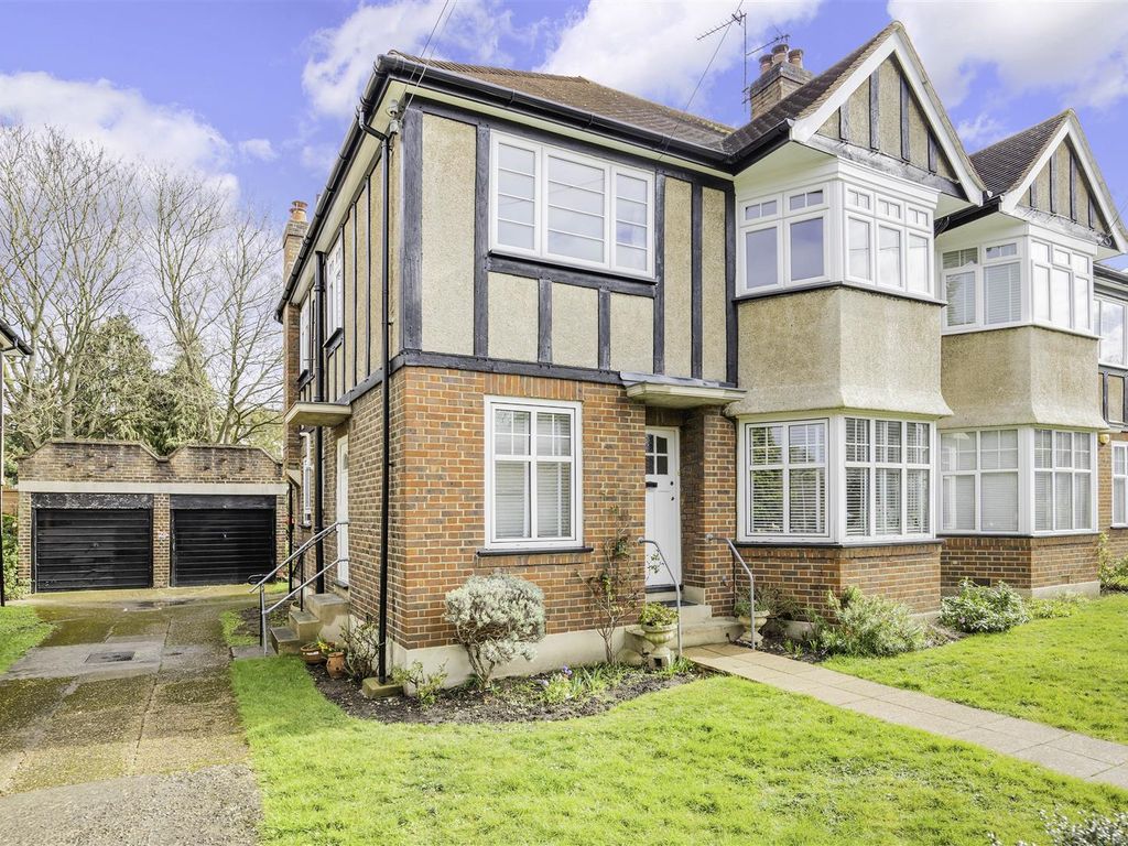 2 bed for sale in Grove Avenue, Sutton SM1 Zoopla