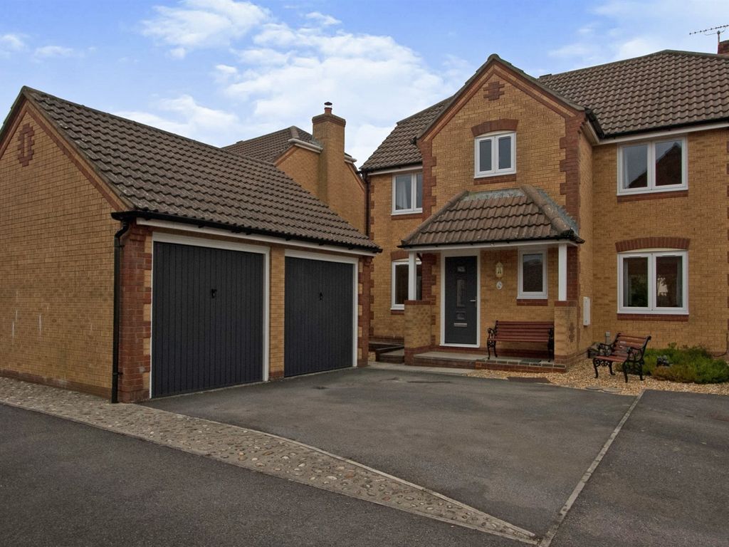 4 bed detached house for sale in Beyer Road, Amesbury, Salisbury SP4 Zoopla