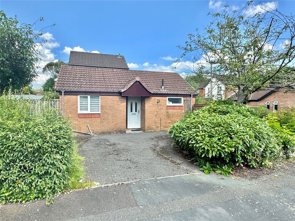 1 bed bungalow for sale in Masonwood, Fulwood, Preston, Lancashire PR2