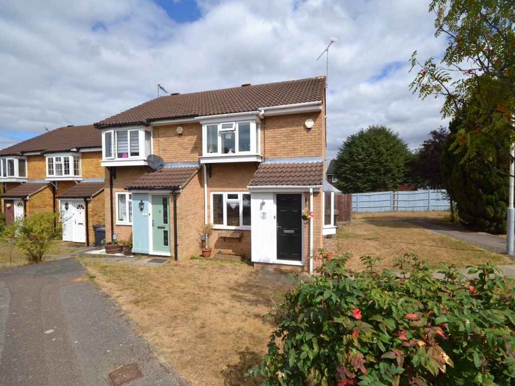 2 bed semidetached house for sale in Coltsfoot Green, Luton LU4 Zoopla