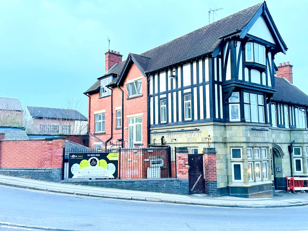 14 bed detached house for sale in Basford Road, Nottingham NG6, £