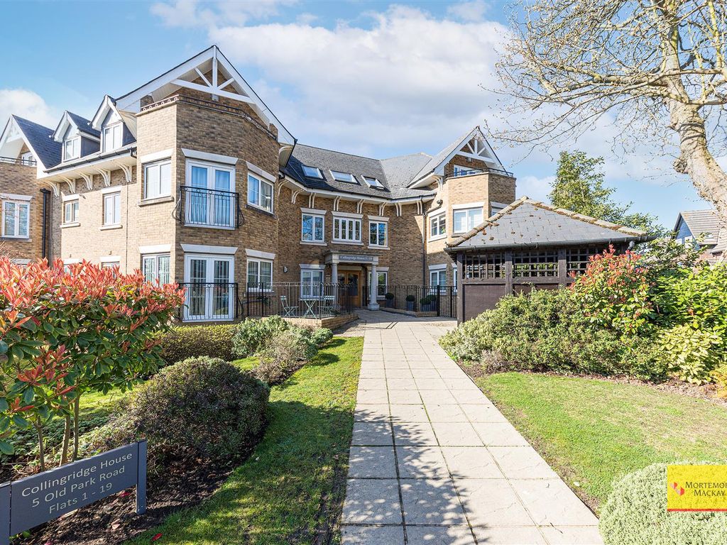 2 bed flat for sale in Old Park Road, Enfield EN2 Zoopla