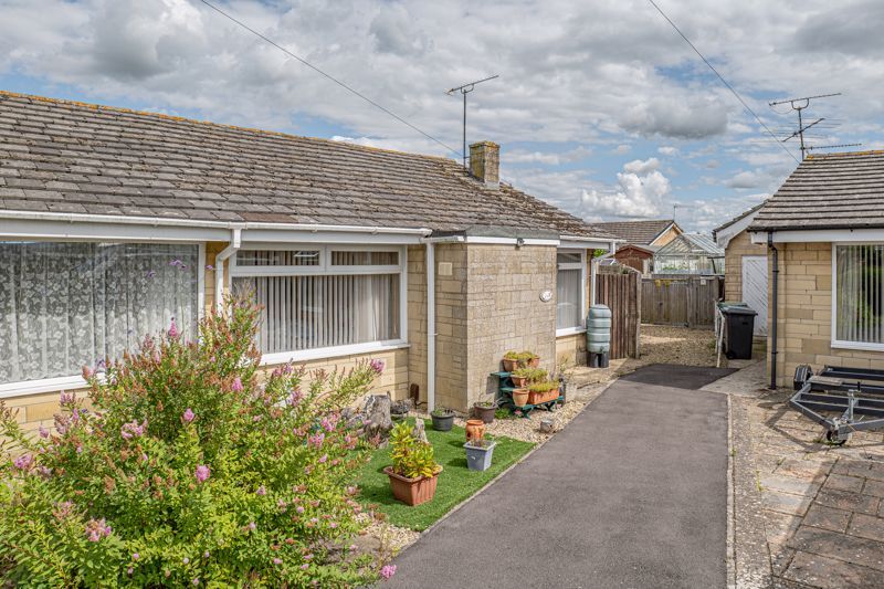2 bed semidetached bungalow for sale in Epping Drive, Melksham SN12