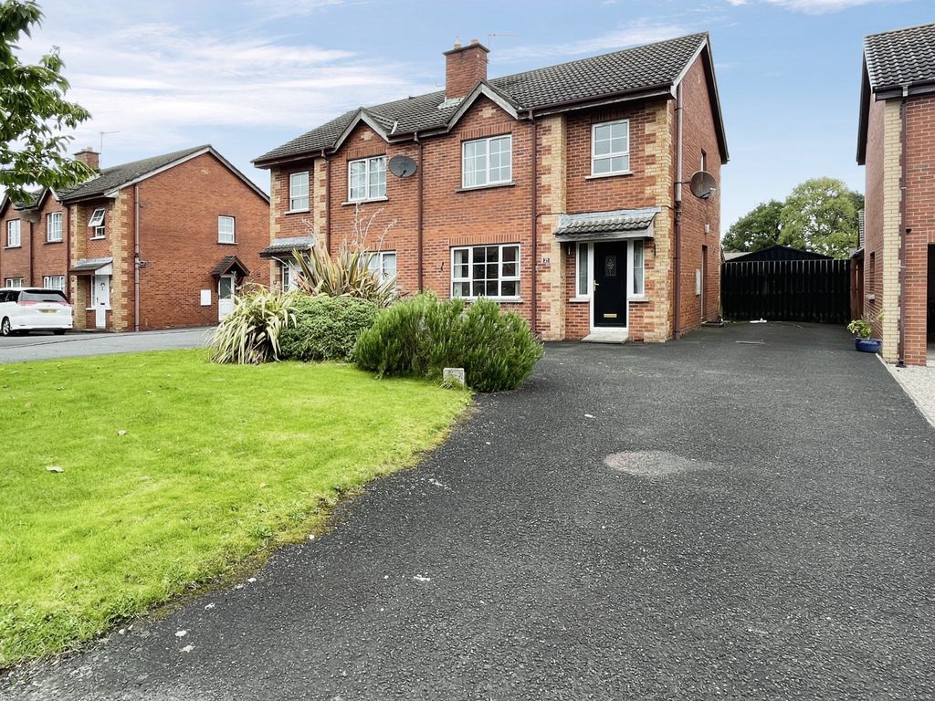 3 bed semidetached house for sale in Ashcroft Close, Lisburn BT28, £