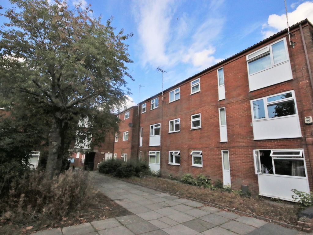3 bed flat for sale in Whitburn, Skelmersdale WN8 Zoopla