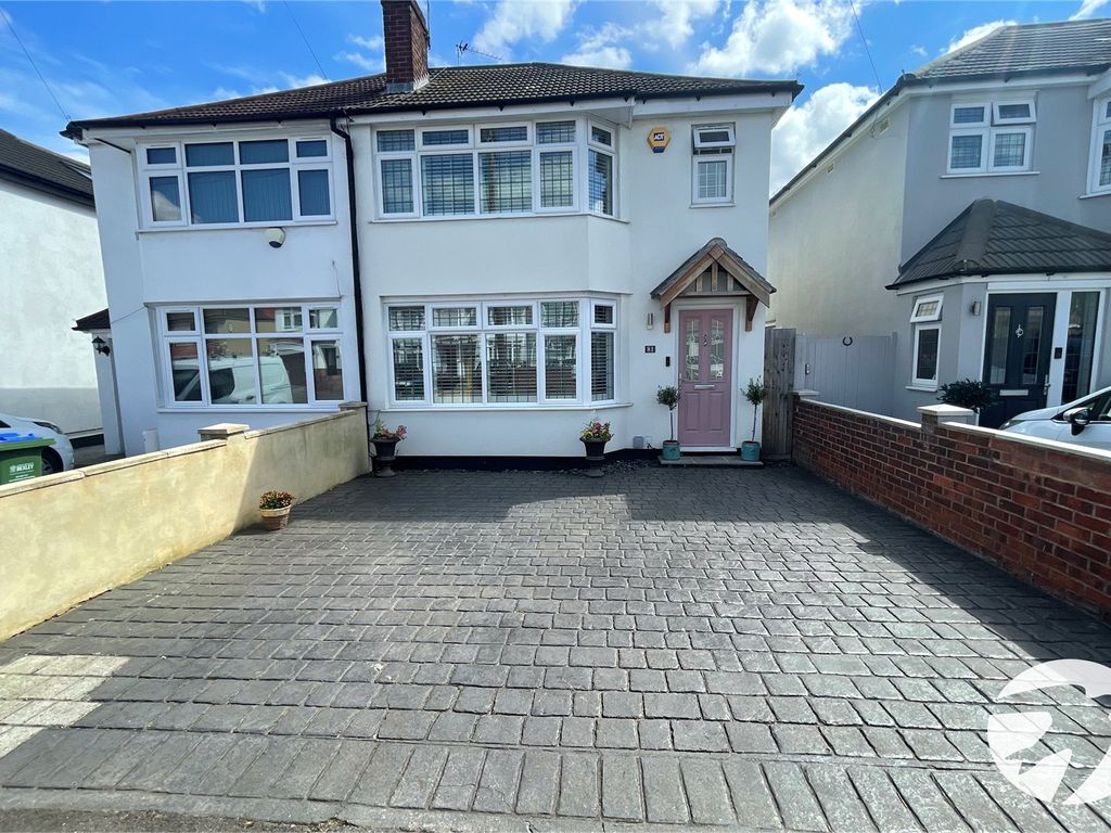3 bed semidetached house for sale in Ingleton Avenue, Welling, Kent