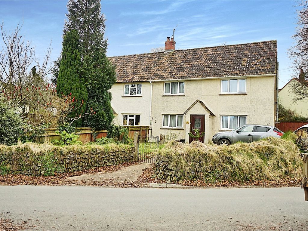 3 bed semidetached house for sale in Meadow View, Bampton, Tiverton