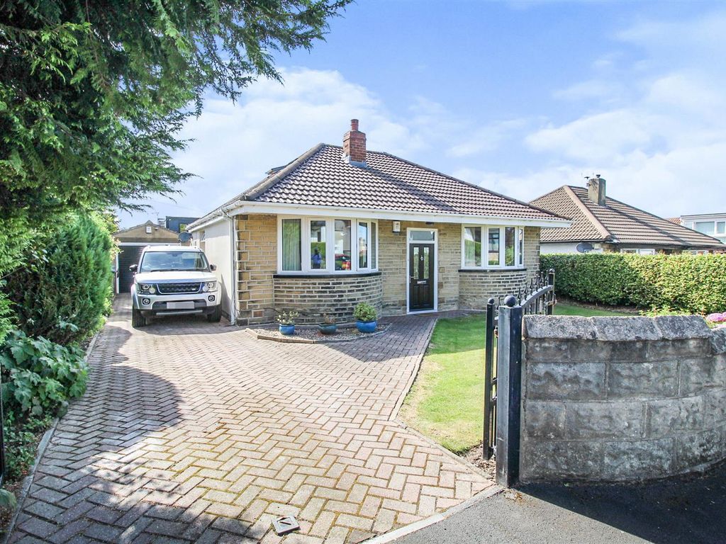 3 bed detached bungalow for sale in Ennerdale Drive, Bradford BD2 Zoopla