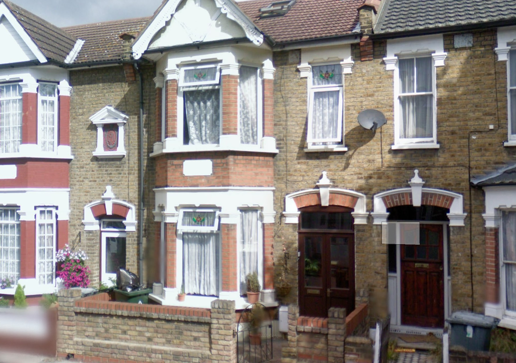4 bed terraced house to rent in Mitcham, East Ham E6 Zoopla