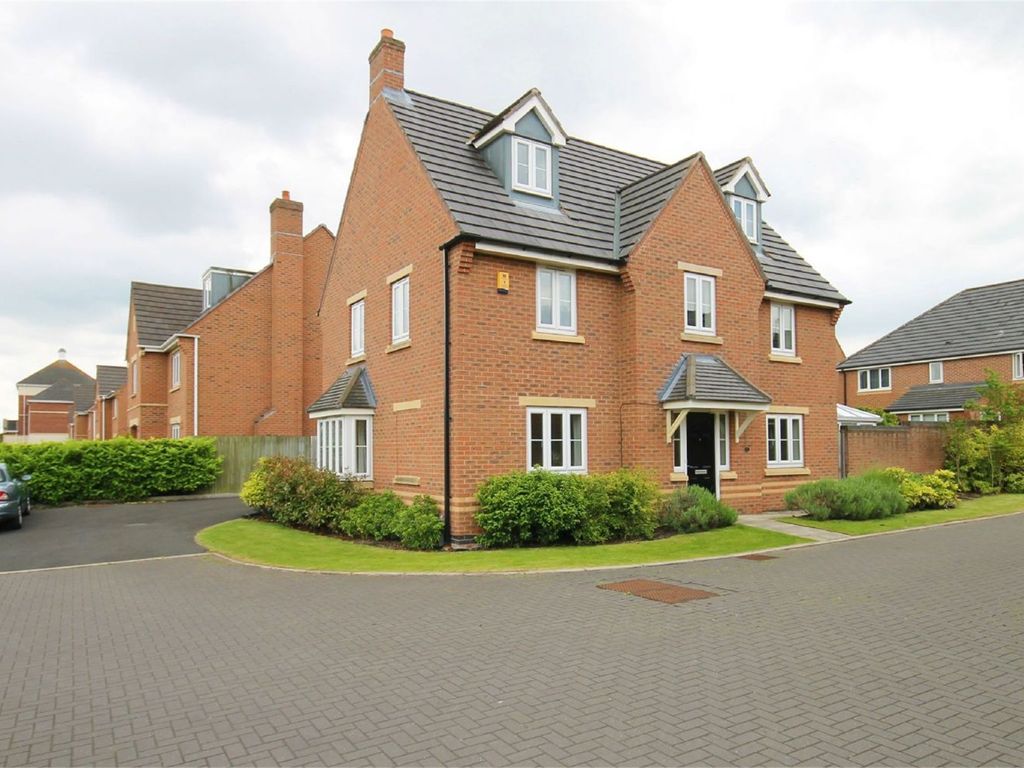 5 bed detached house to rent in Carolina Road, Great Sankey WA5, £1,850