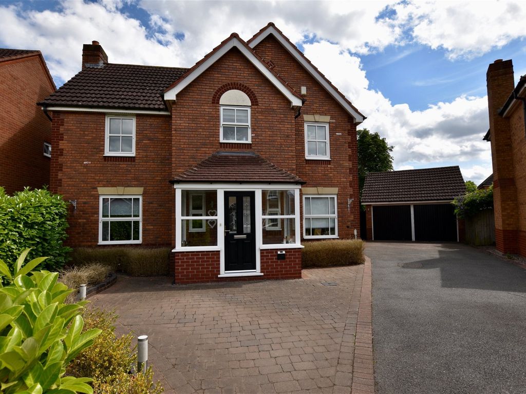 4 bed detached house for sale in Yeomanry Close, Sutton Coldfield B75