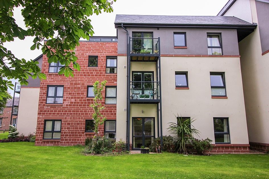 1 bed flat for sale in Oakwood Court, Inverness IV2 Zoopla