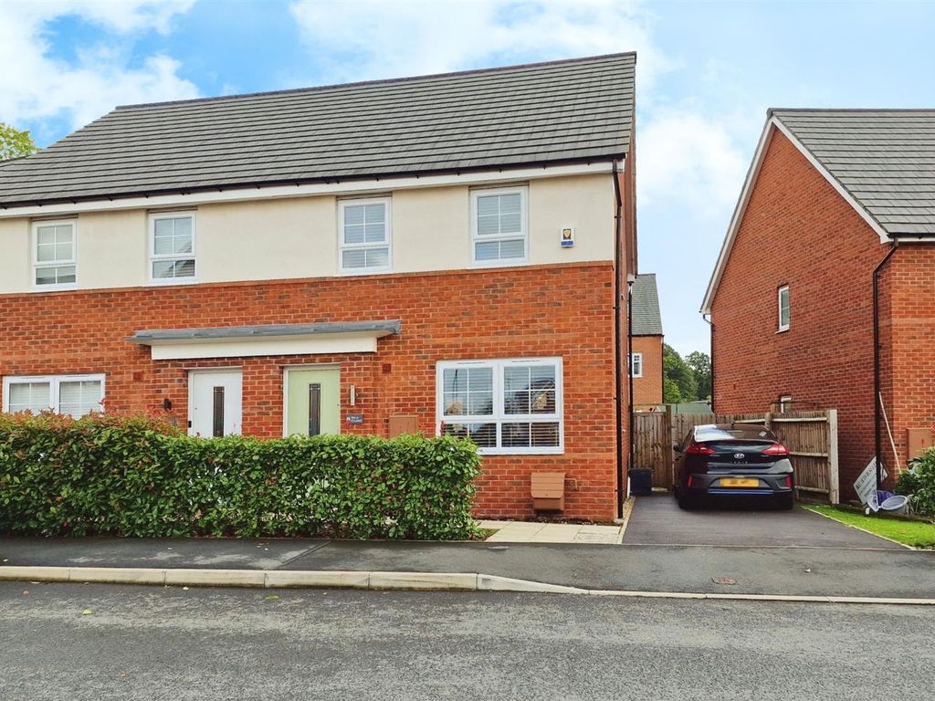 3 bed semidetached house for sale in Isla Close, Mickleover, Derby DE3