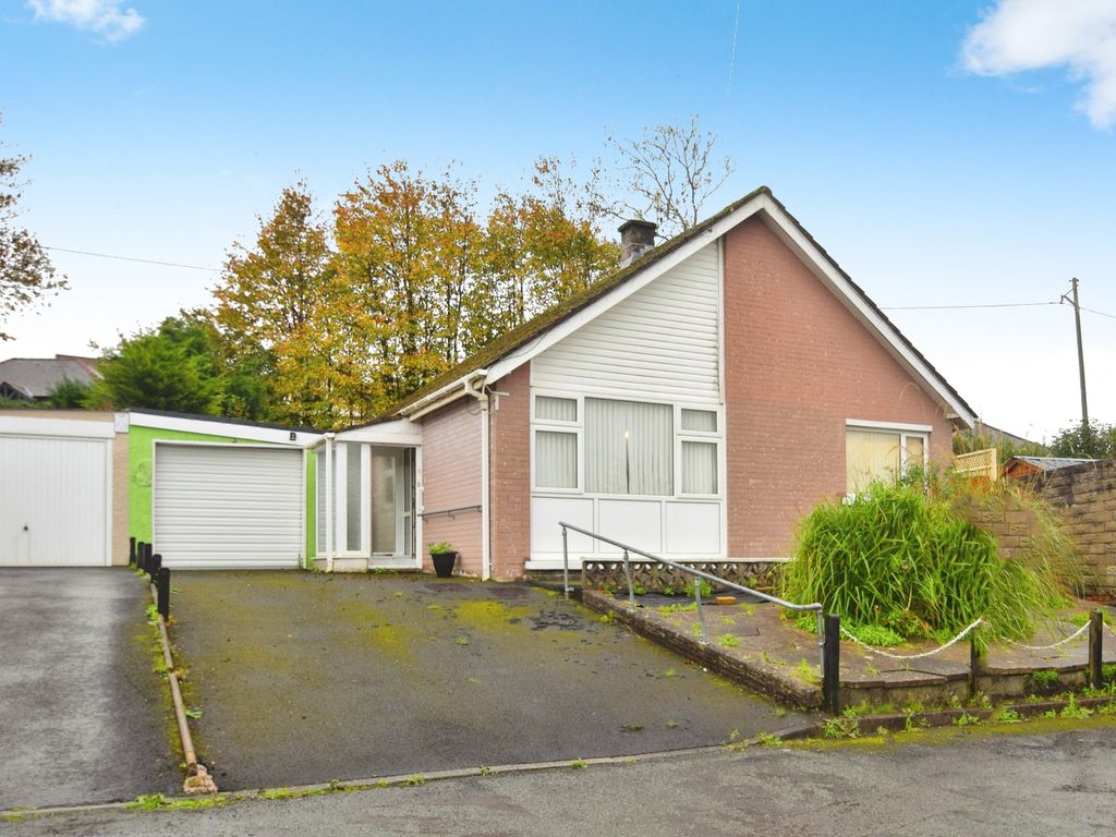 3 bed bungalow for sale in Dan Y Lan, Swiss Valley, Llanelli