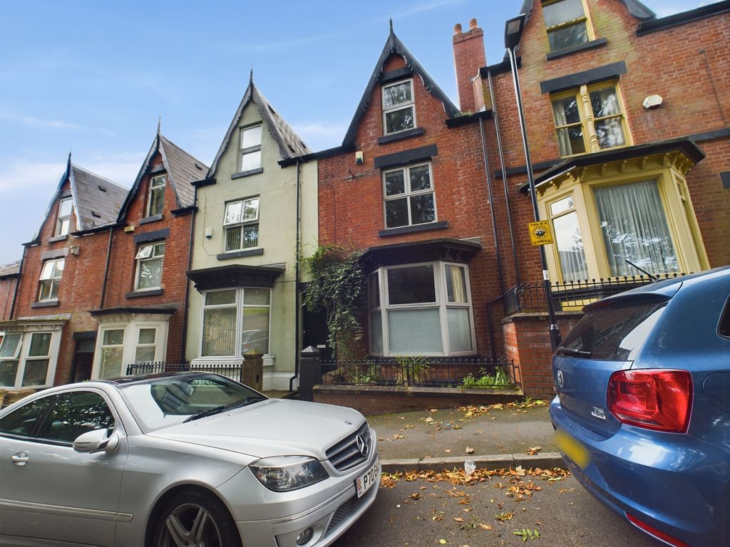 3 bed terraced house for sale in Vivian Road, Sheffield S5, £175,000 Zoopla