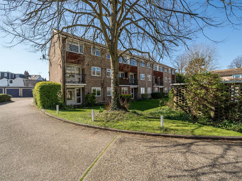 2 bed for sale in Osborne Road, Windsor SL4 Zoopla
