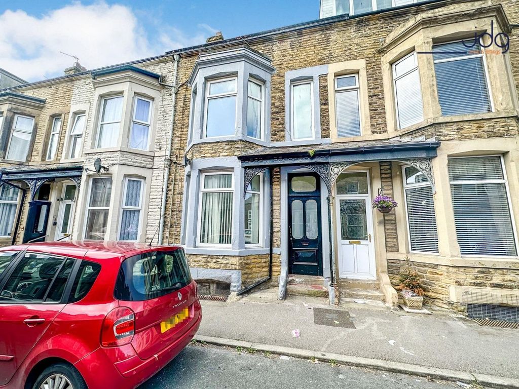4 bed terraced house for sale in Kensington Road, Morecambe LA4, £125,000 Zoopla