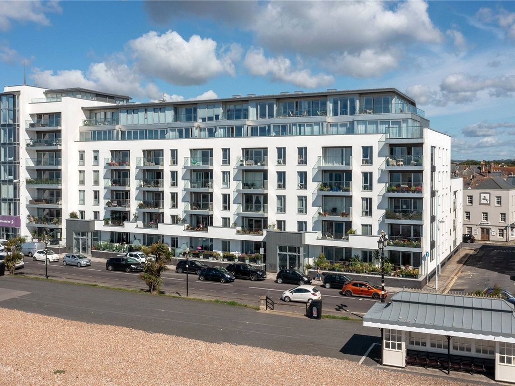 3 bed flat for sale in The Beach Residences, Marine Parade, Worthing