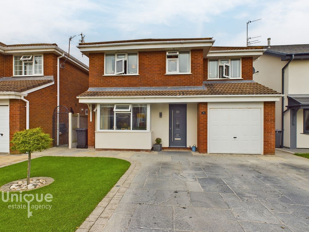 4 bed detached house for sale in Mariners Close, Fleetwood FY7, £