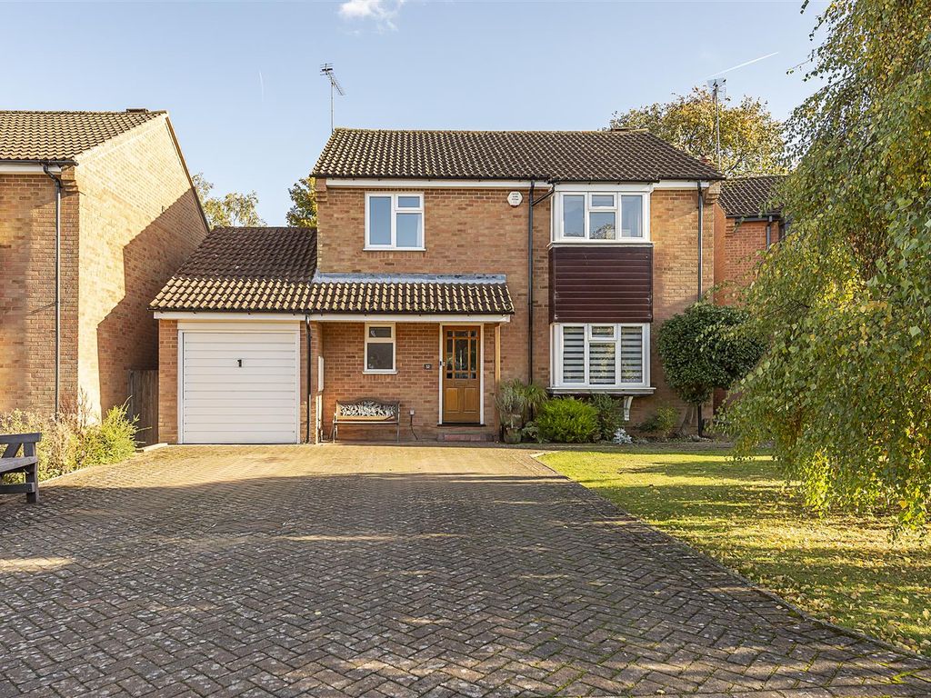 5 bed detached house for sale in Carpenders Close, Harpenden AL5 Zoopla