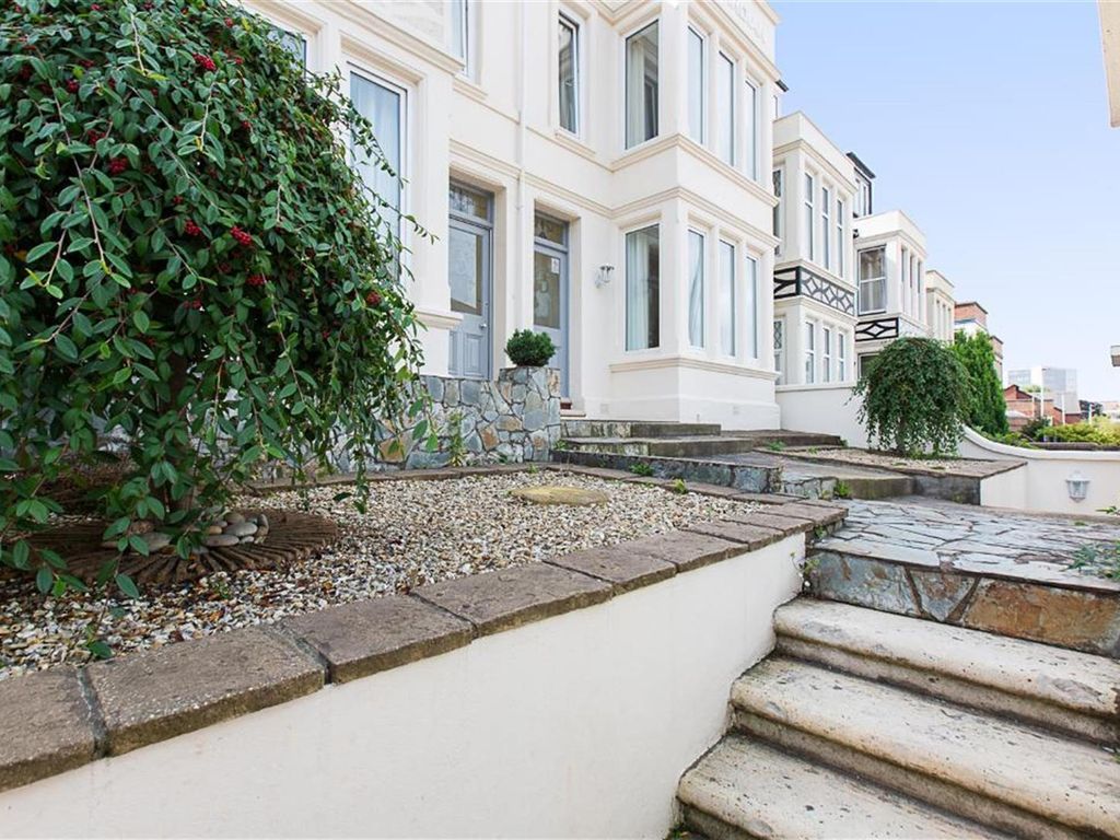 1 bed property to rent in Heavitree Road, Exeter EX1, £672 pcm Zoopla