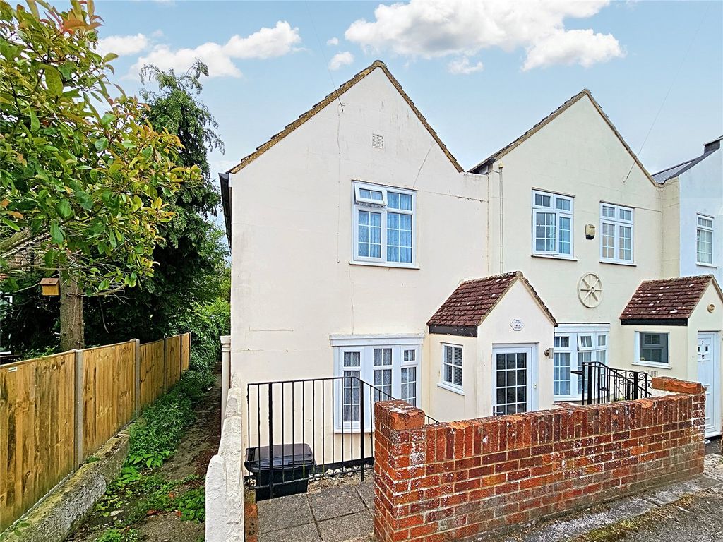 2 bed end terrace house for sale in Tavern Cottage, Downs Road, Ramsgate, Kent CT11 Zoopla